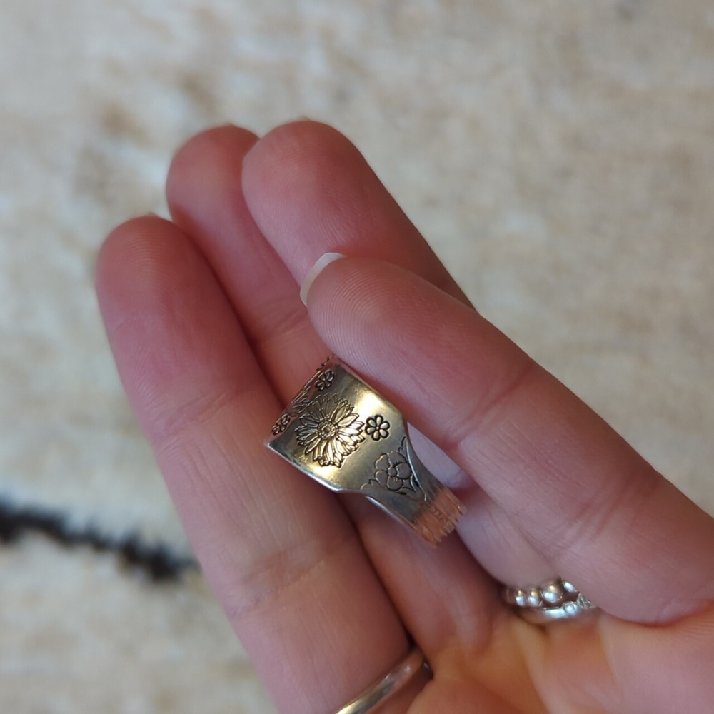 Sterling silver ring - Picture 3 of 4